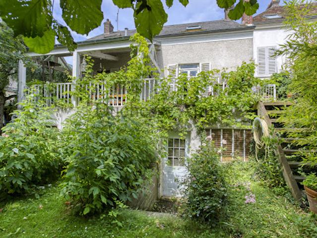 Maison avec jardin