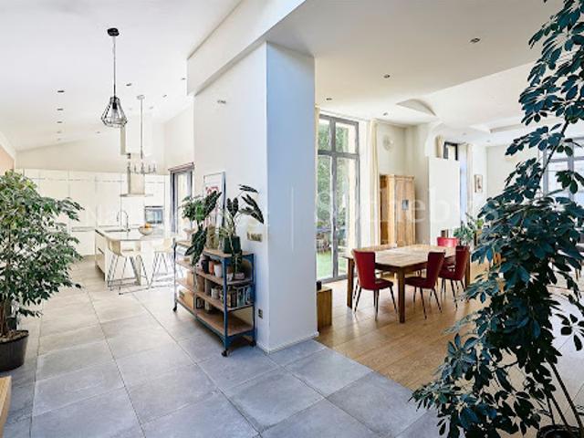 Maison avec jardin