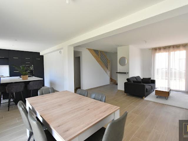 Maison avec jardin