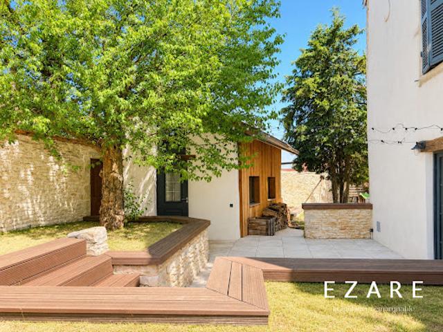 Maison avec jardin
