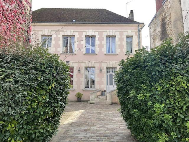 Maison avec jardin