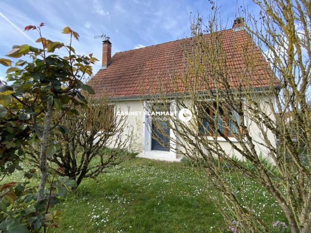 MAISON AVEC JARDIN CLOS ET GARAGE
