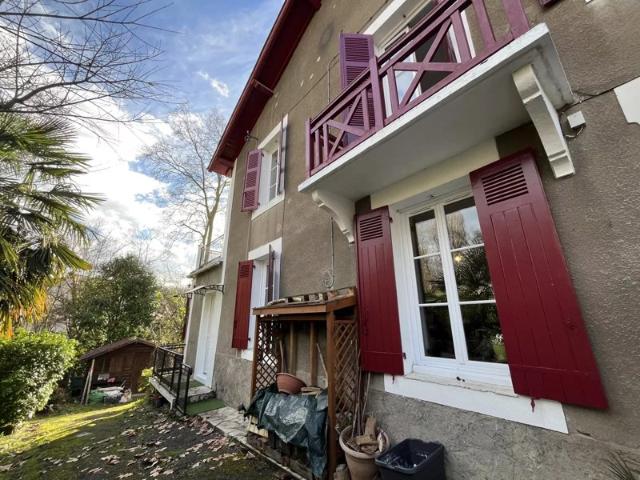 Maison avec jardin à quelques minutes à pied du centre ville