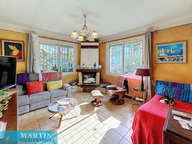 MAISON AVEC JARDIN ET GARAGE PROCHE CENTRE VILLE CÉRET