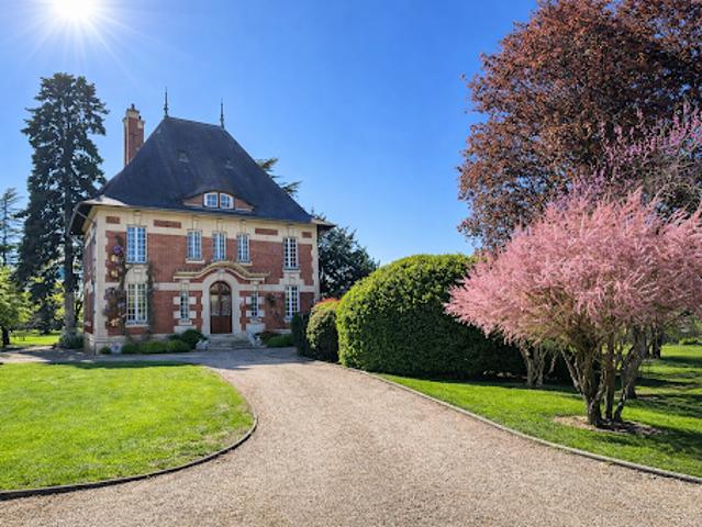 Maison avec jardin et terrasse
