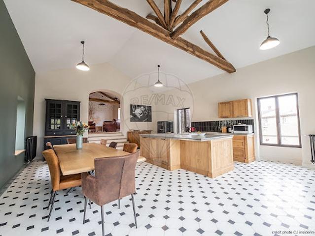 Maison avec jardin et terrasse