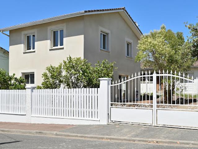 Maison avec jardin et terrasse