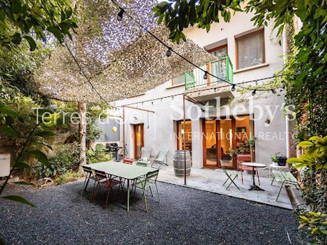 Maison avec jardin et terrasse
