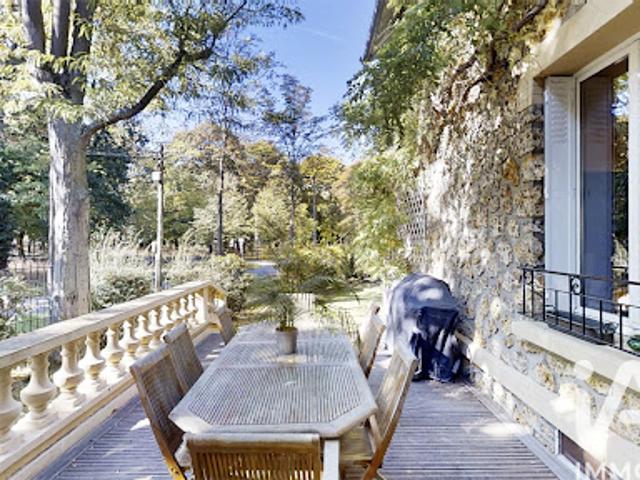 Maison avec jardin et terrasse
