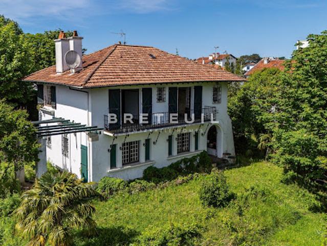 Maison avec jardin et terrasse