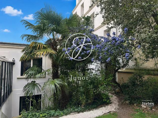 Maison avec jardin et terrasse