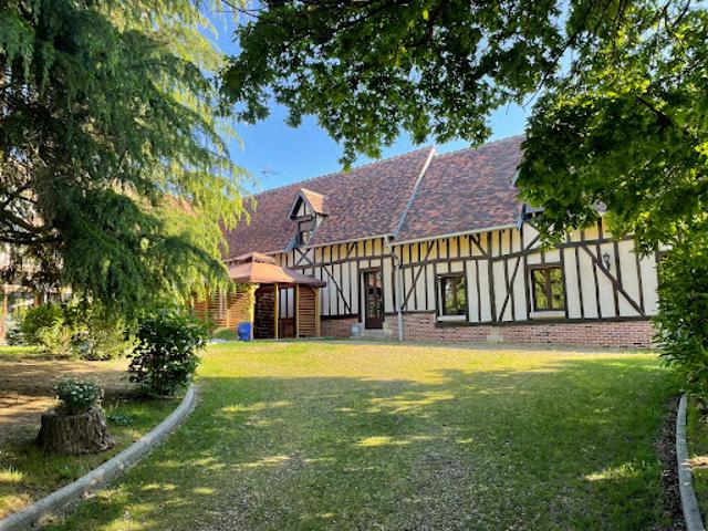 Maison avec jardin et terrasse