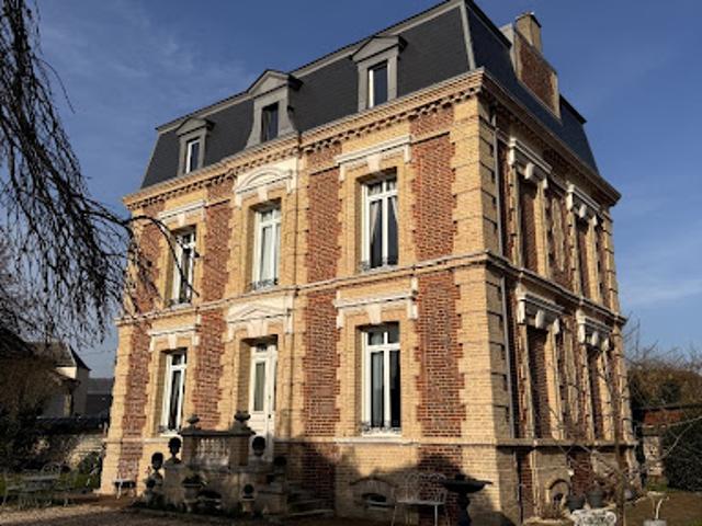 Maison avec jardin et terrasse