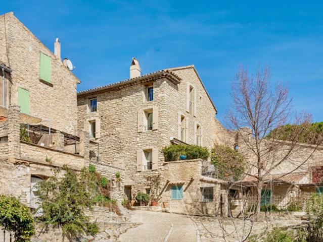 Maison avec jardin et terrasse