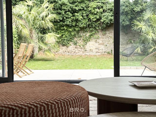 Maison avec jardin et terrasse