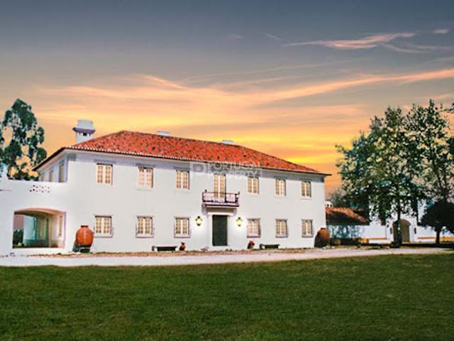 Maison avec jardin et terrasse