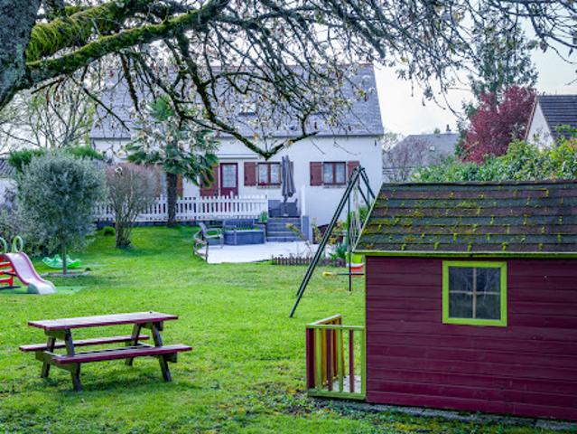 Maison avec jardin et terrasse