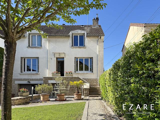 Maison avec jardin et terrasse