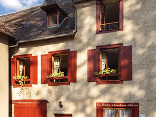Maison avec jardin et terrasse