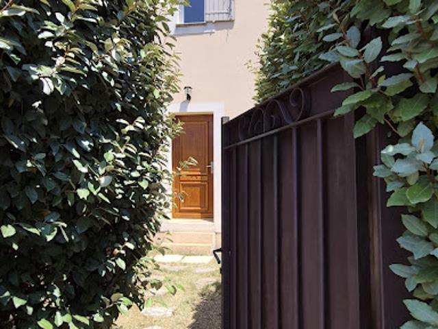 Maison avec jardin et terrasse