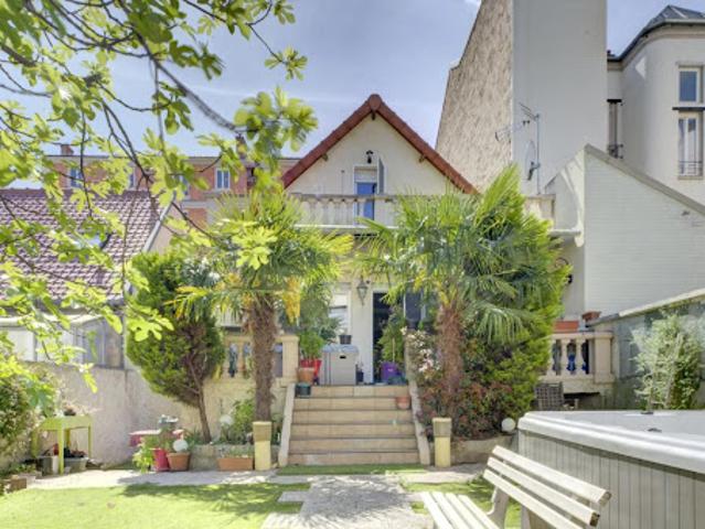 Maison avec jardin et terrasse