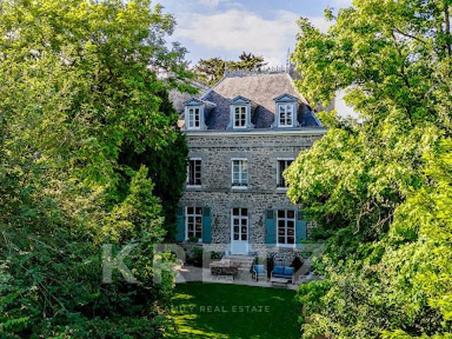 Maison avec jardin et terrasse