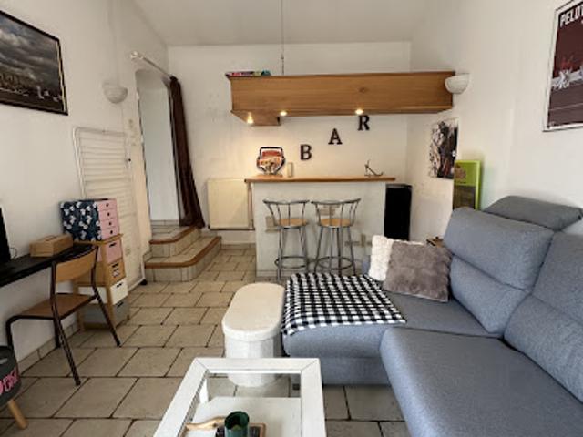 Maison avec jardin et terrasse