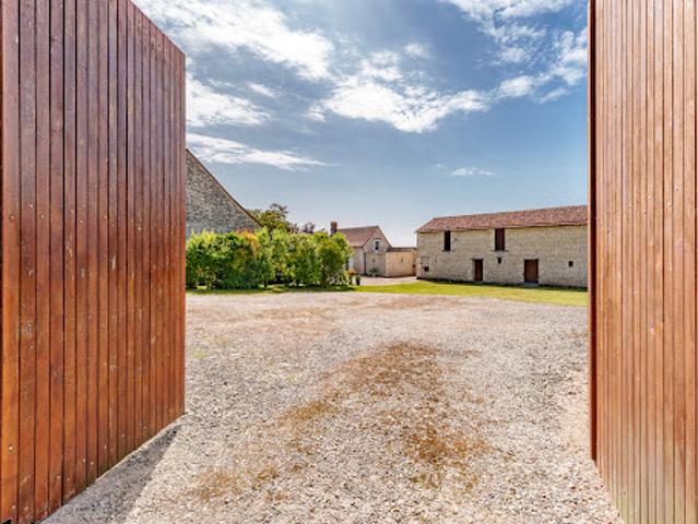Maison avec jardin et terrasse