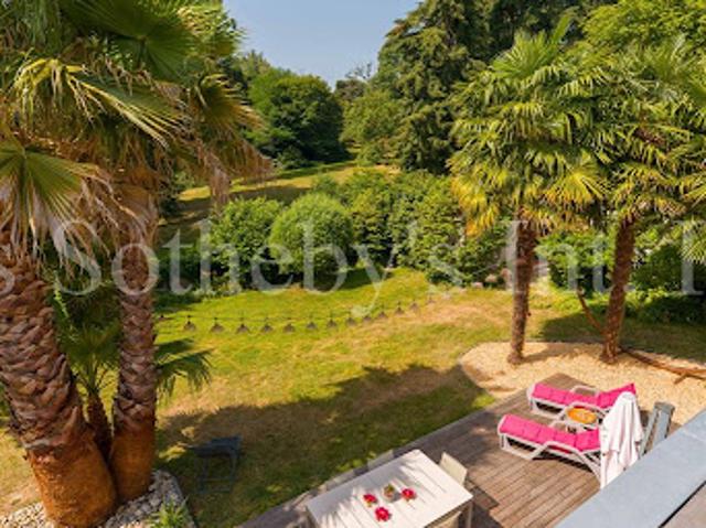 Maison avec jardin et terrasse
