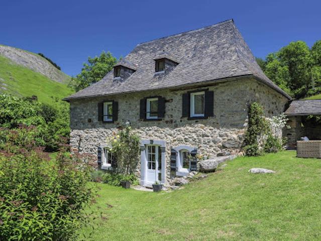 Maison avec jardin et terrasse
