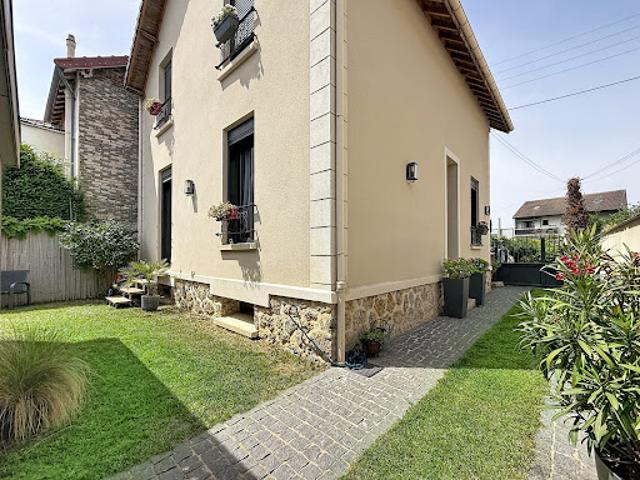 Maison avec jardin et terrasse