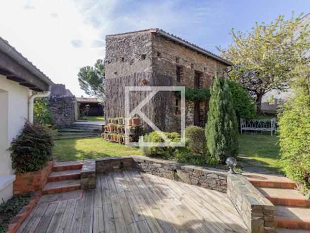 Maison avec jardin et terrasse