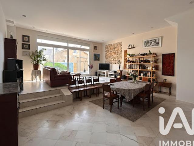 Maison avec terrasse