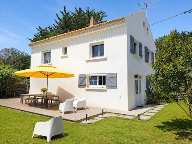 Maison avec jardin et terrasse