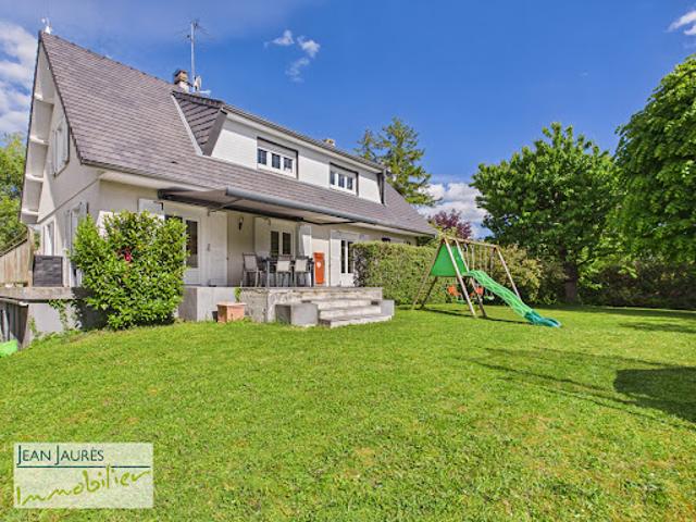 Maison avec jardin et terrasse