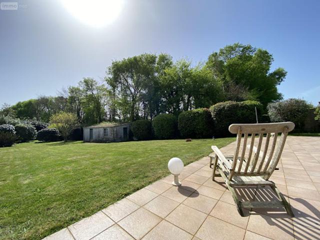 Maison avec jardin et terrasse