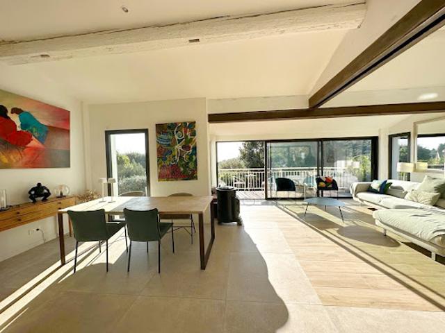 Maison avec jardin et terrasse