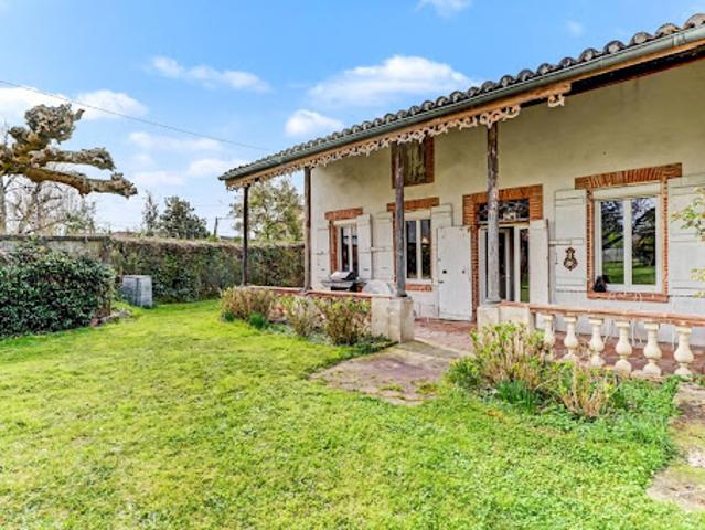 Maison avec jardin et terrasse