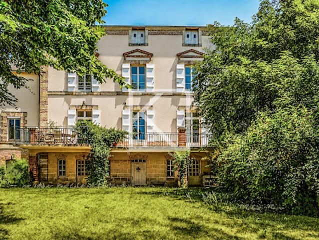 Maison avec jardin et terrasse
