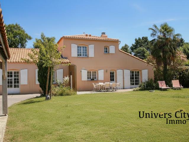 Maison avec jardin et terrasse