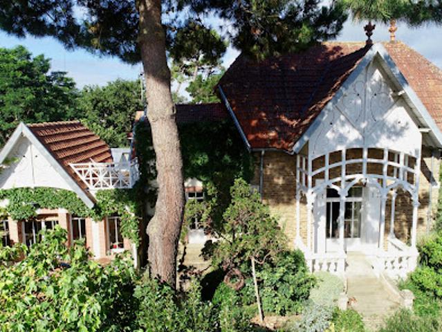 Maison avec jardin et terrasse