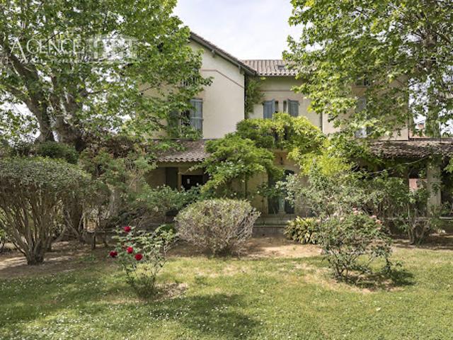Maison avec jardin et terrasse