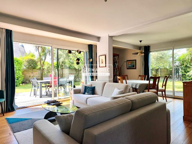 Maison avec jardin et terrasse