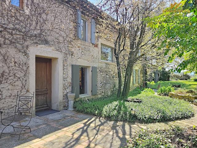 Maison avec jardin et terrasse