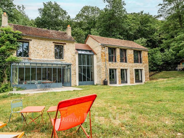 Maison avec jardin et terrasse
