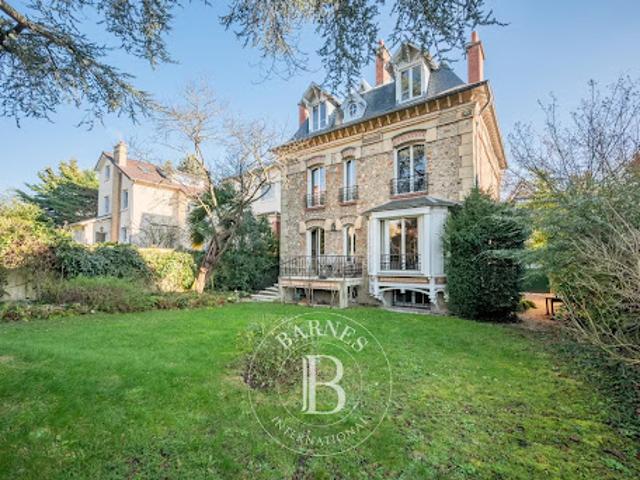 Maison avec jardin et terrasse