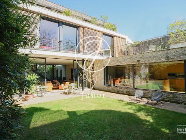 Maison avec jardin et terrasse