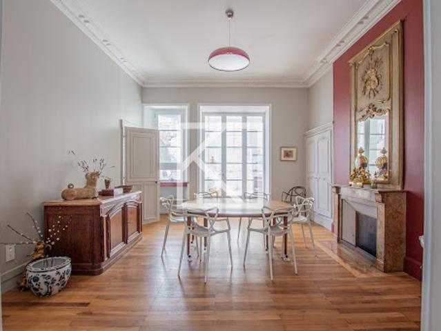Maison avec jardin et terrasse