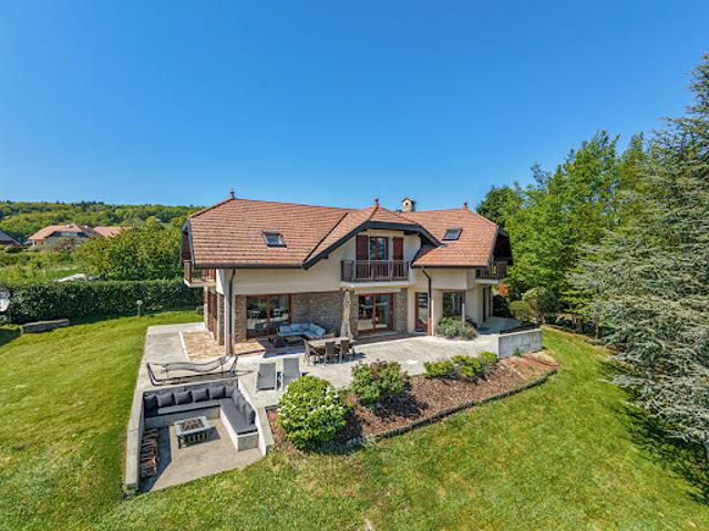 Maison avec jardin et terrasse