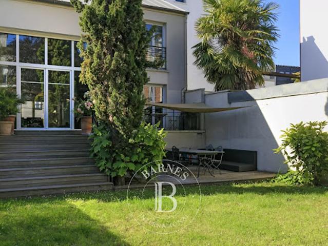 Maison avec jardin et terrasse